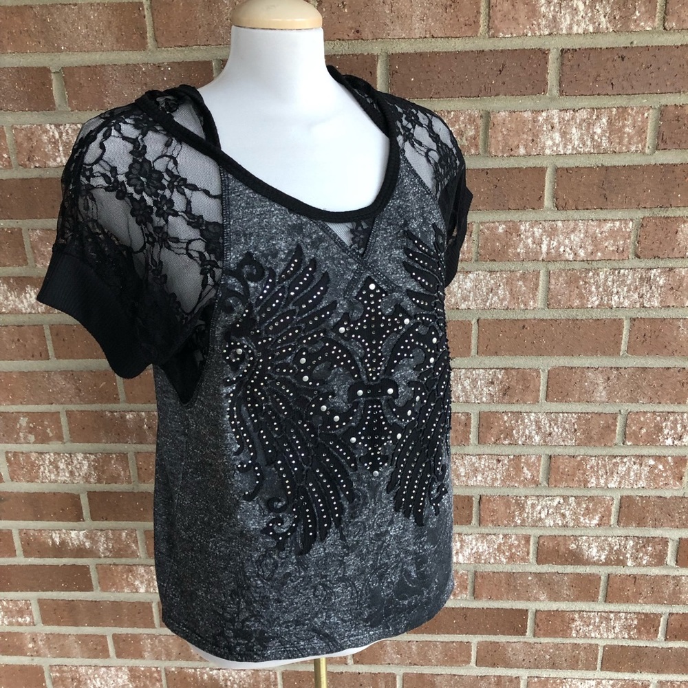 Buckle Daytrip Top grey black studding lace Small